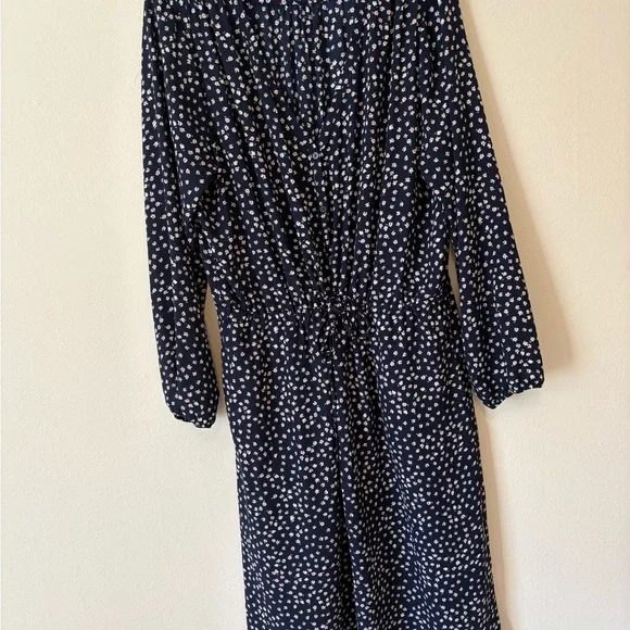 GAP Navy floral Dress. Drawstring dress with pockets. - Picture 3 of 6